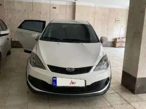 ام‌وی‌ام 315 هاچبک اسپرت لاکچری مدل 2016-1395