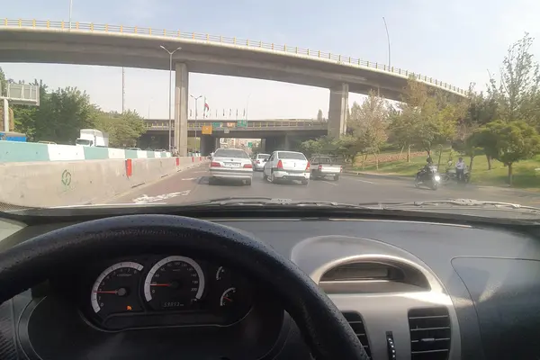 نمای 4 از خرید کوییک، دنده ای، دنده ای، مدل 1401 مدل 1401 رنگ سفید / داخل مشکی نقدی و اقساطی در خودروشاپ