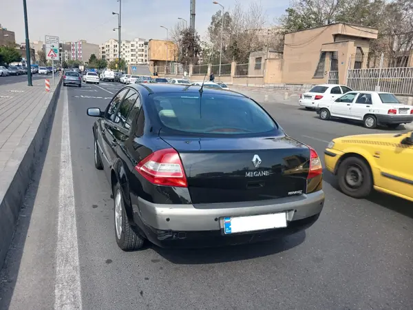 نمای 4 از خرید رنو، مگان (مونتاژ)، 2000، مدل 1391 مدل 1391 رنگ مشکی / داخل کرم نقدی و اقساطی در خودروشاپ نمای 4 از خرید رنو، مگان (مونتاژ)، 2000، مدل 1391 مدل 1391 رنگ مشکی / داخل کرم نقدی و اقساطی در خودروشاپ