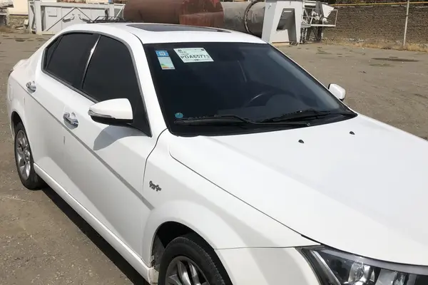 دنا، پلاس EF7، 6 دنده توربو، مدل 1402