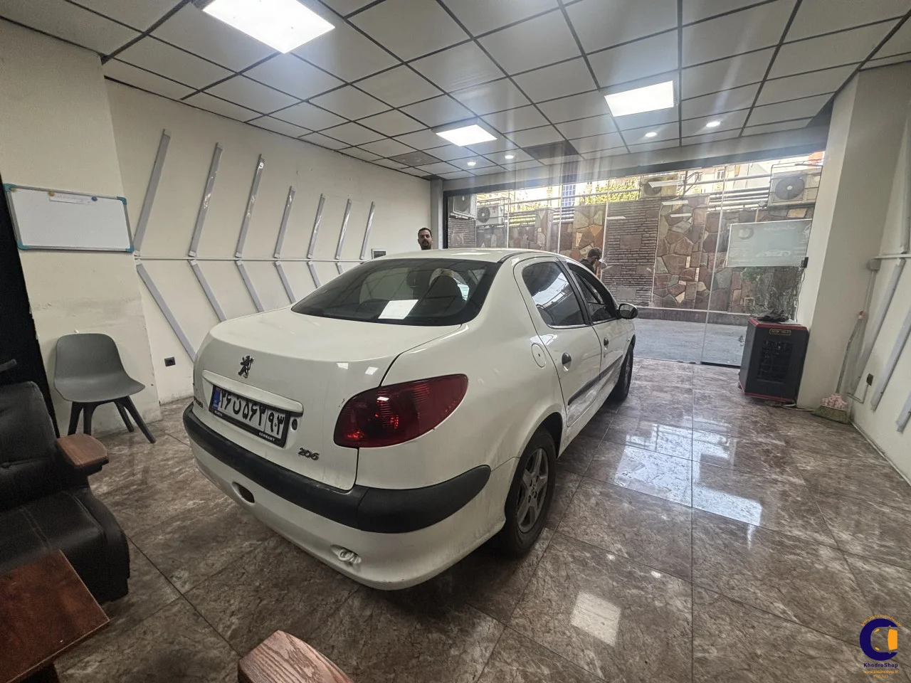 نمای 5 از خرید پژو 206 SD V8 مدل 2009-1388 مدل 2009-1388 رنگ سفید نقدی و اقساطی در خودروشاپ