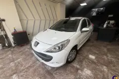 بندانگشتی نمای 3 از خرید پژو 207i دنده‌ای TU5 مدل 2023-1402 مدل 2023-1402 رنگ سفید نقدی و اقساطی در خودروشاپ